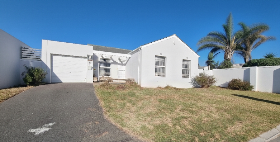 To Let 3 Bedroom Property for Rent in Sunningdale Western Cape